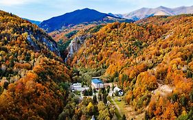 Complexul Turistic Cheile Butii